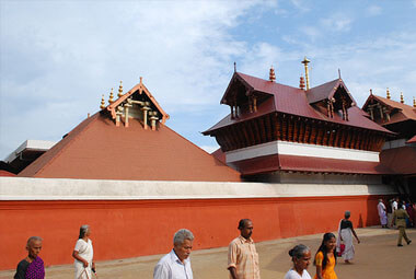 4 NIGHT 5 DAYS TEMPLE TOURS IN KERALA